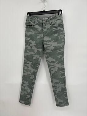Cat & Jack Camo Jeans Ultimate Stretch Jegging Skinny Leg Girls size 10